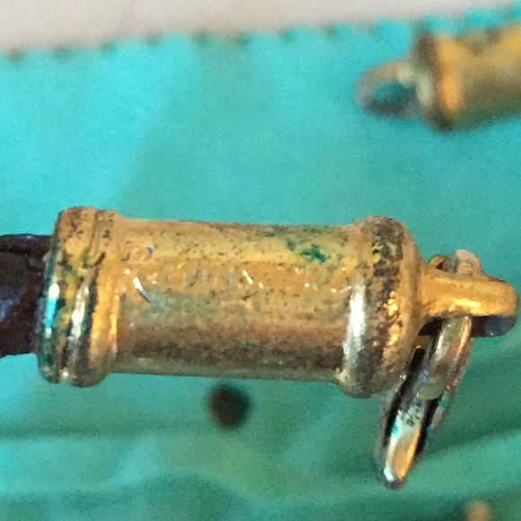 Reminiscence Necklace and Bracelet Set - Picture 5 of 6